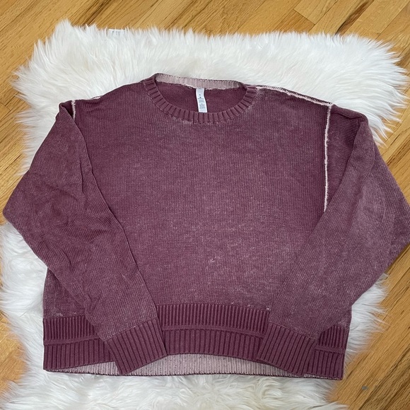 Lululemon hazy days sweater - Picture 7 of 7